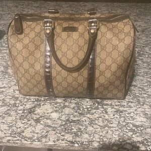 Authentic Gucci Beige Brown GG Supreme Canvas Boston Purse 😊